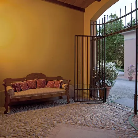 Pragatto Hills By Casino Di Pragatto Bed & Breakfast 4*