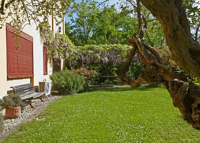 Pragatto Hills By Casino Di Pragatto Bed & Breakfast